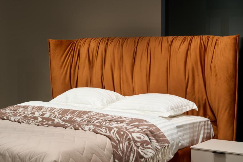 Двуспальная кровать с подъемным механизмом PLISSE NK183.22